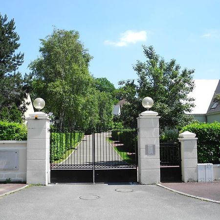 La Clemencerie Chambre D'Hotes L'Etang-la-Ville ภายนอก รูปภาพ